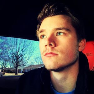 Meet your Posher, Zachary